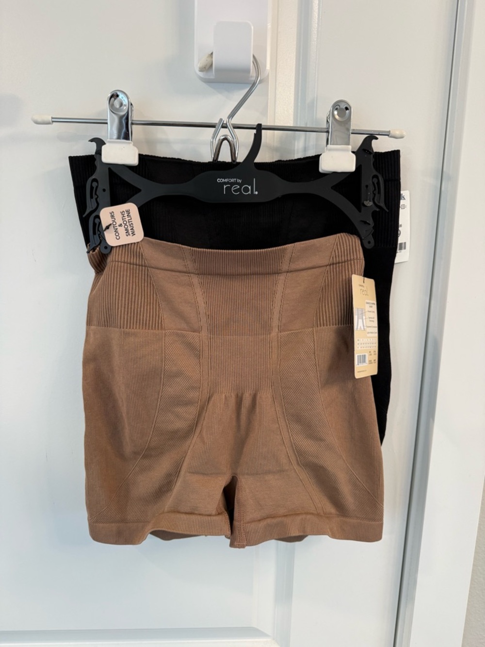 Sz large - NWT seamless shaping shorts (2 pairs)